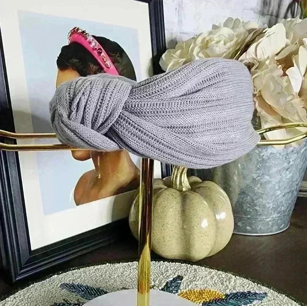 🆕️Gray Sweater Headband - Picture 3 of 3